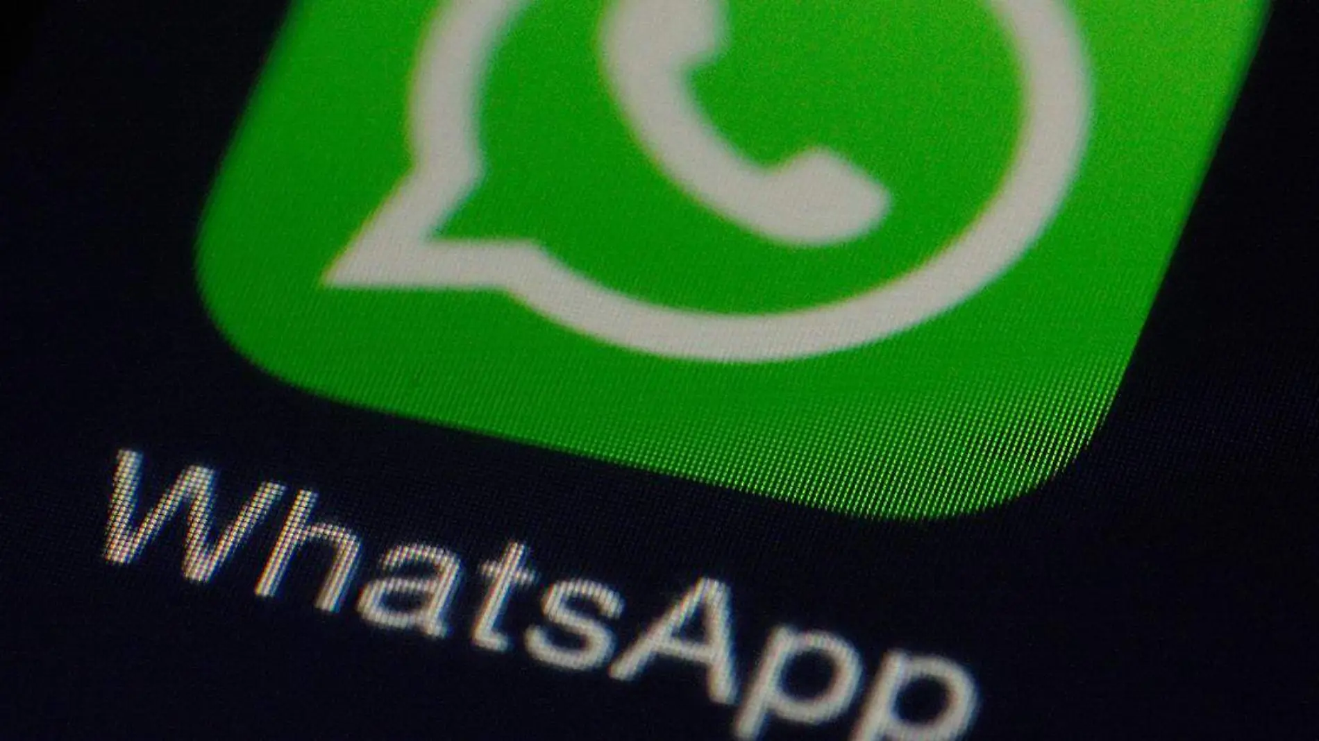 Desde hace ya un tiempo la plataforma de mensajería WhatsApp permite ocultar la última hora de conexión, pero no el estado 'En Línea'